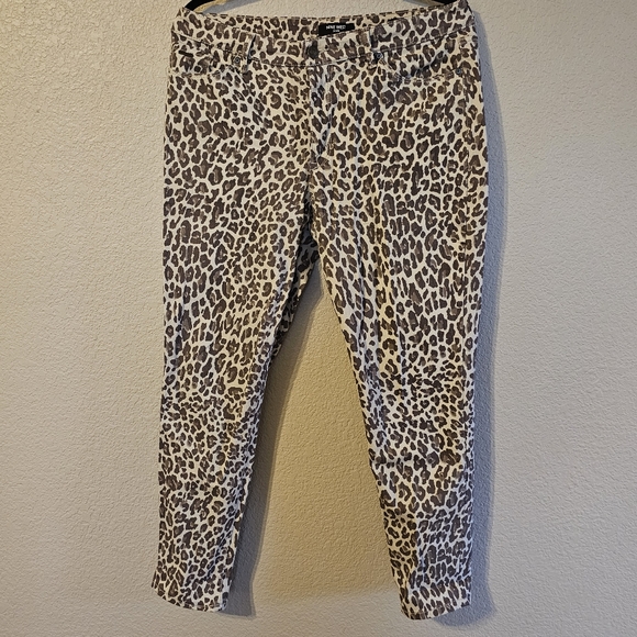 Neutral Leopard Pants - Picture 1 of 4